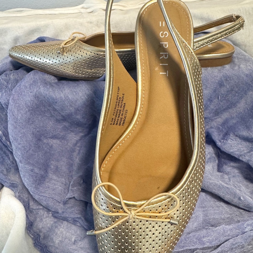 Sling back flats